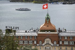 Le nombre de touristes étrangers en Suisse a poursuivi sa croissance l'an dernier (archives). KEYSTONE/URS FLUEELER